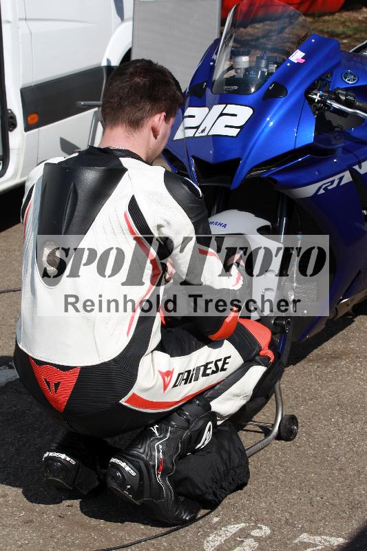 /Archiv-2022/05 04.04.2022 Plüss Moto Sport ADR/Impressionen